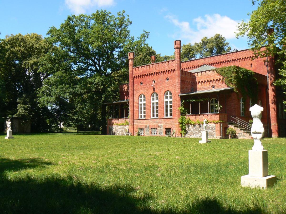 Herrenhaus Libnow Panzió Murchin Kültér fotó
